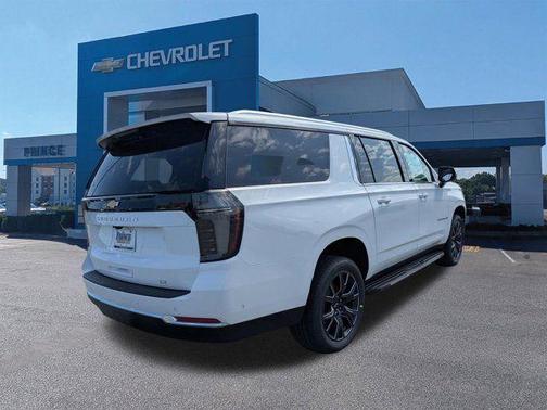 Summit White 2026 Chevrolet Suburban LT