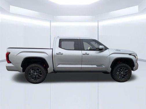 2025 Toyota Tundra Hybrid Platinum