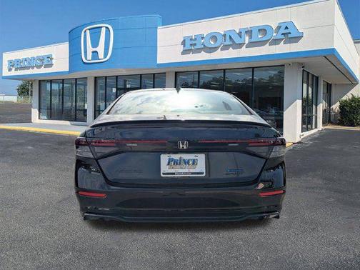 Crystal Black Pearl 2026 Honda Accord Hybrid Sport-L