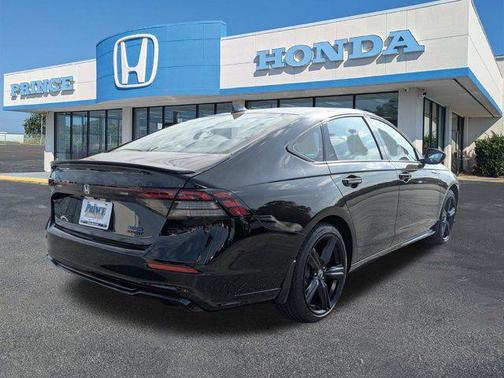 Crystal Black Pearl 2026 Honda Accord Hybrid Sport-L