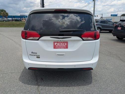 2020 Chrysler Pacifica Touring-L Plus