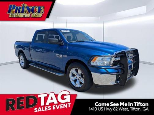2019 RAM 1500 SLT