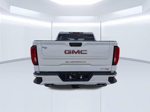 Summit White 2023 GMC Sierra 1500 AT4