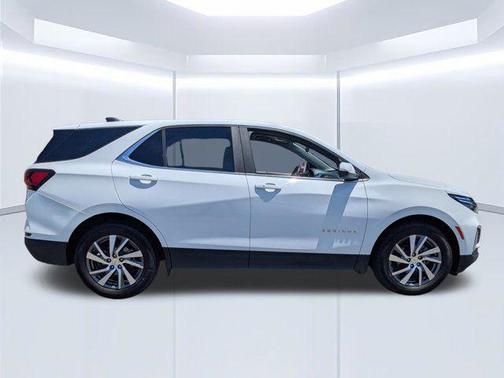 Summit White 2022 Chevrolet Equinox 1LT