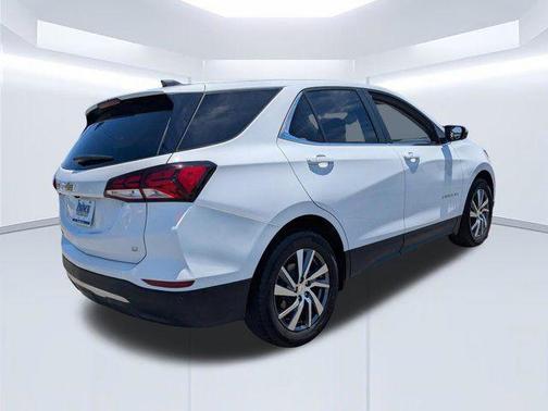 Summit White 2022 Chevrolet Equinox 1LT