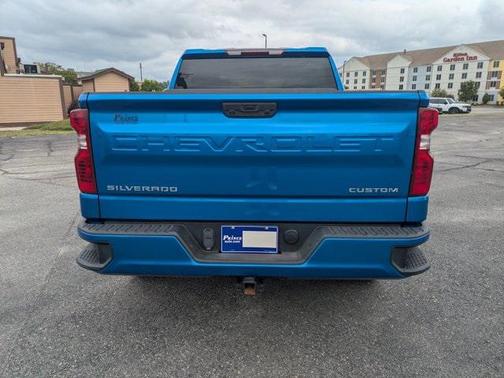 2022 Chevrolet Silverado 1500 Custom