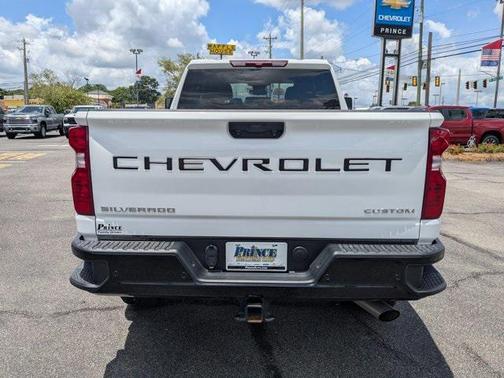 2024 Chevrolet Silverado 2500 Custom