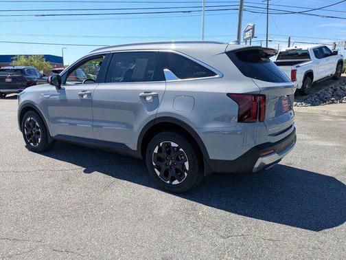 Wolf Gray 2025 Kia Sorento S