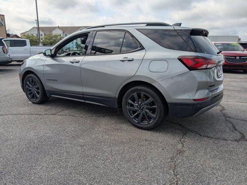 Sterling Gray Metallic 2024 Chevrolet Equinox FWD RS