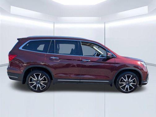 2022 Honda Pilot Touring 8-Passenger