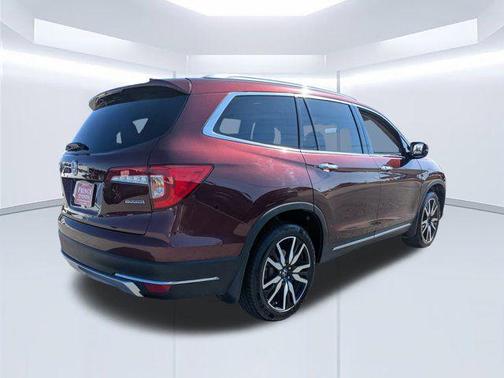 2022 Honda Pilot Touring 8-Passenger