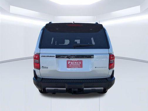 2024 Toyota Land Cruiser Base