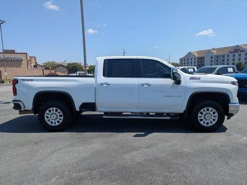 2024 Chevrolet Silverado 2500 LTZ