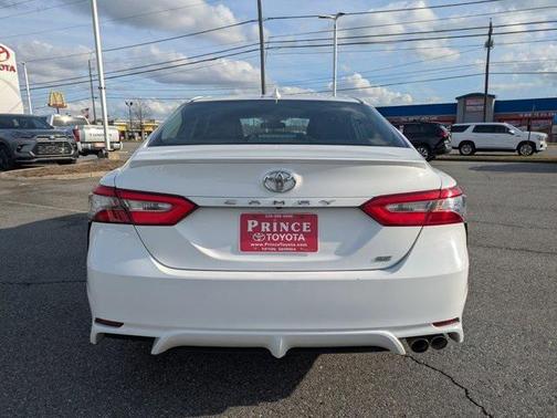 2019 Toyota Camry SE