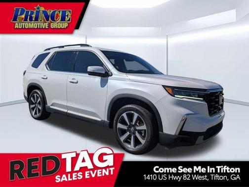 2025 Honda Pilot Touring 8-Passenger