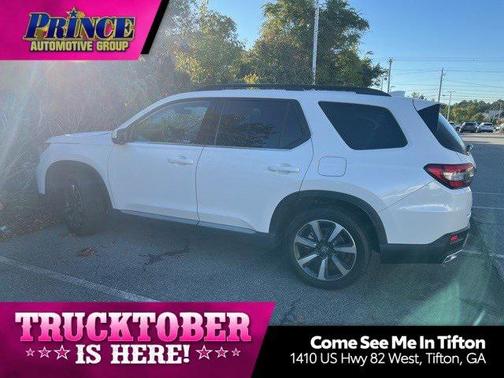 2025 Honda Pilot Touring 8-Passenger