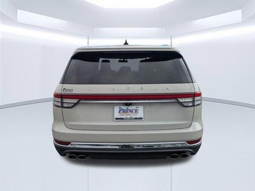 2023 Lincoln Aviator Standard