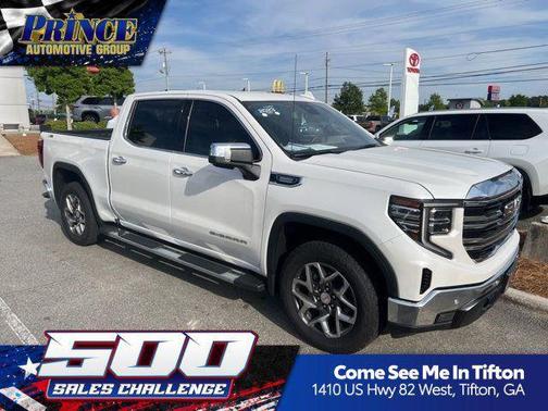 White Frost Tricoat 2023 GMC Sierra 1500 SLT