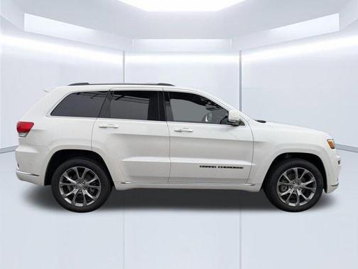 2021 Jeep Grand Cherokee Summit