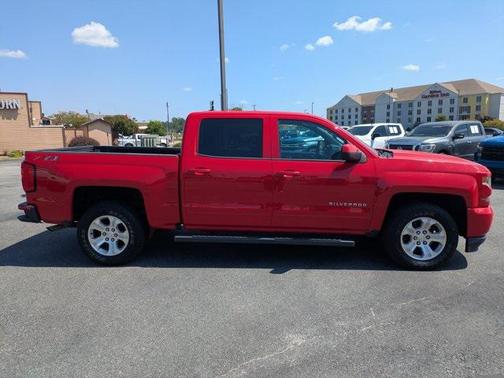 2018 Chevrolet Silverado 1500 2LT