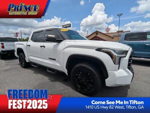 2022 Toyota Tundra SR5