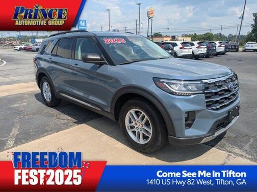 2025 Ford Explorer Active