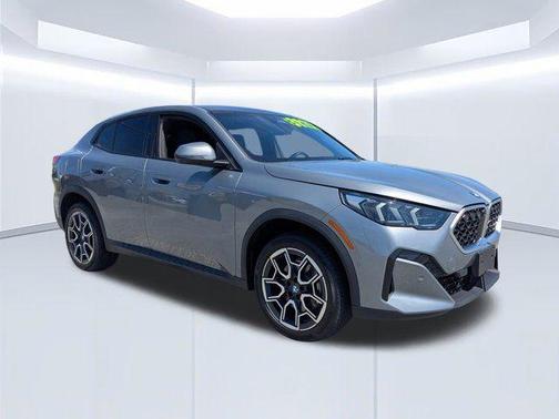 Gray Metallic 2025 BMW X2 xDrive28i