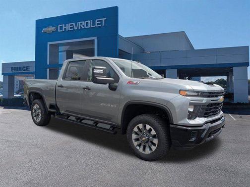 Sterling Gray Metallic 2026 Chevrolet Silverado 2500 Custom