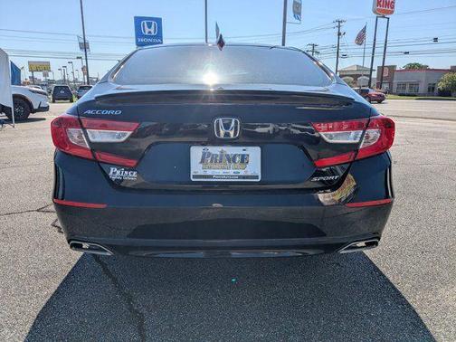 Crystal Black Pearl 2022 Honda Accord Sport 1.5T