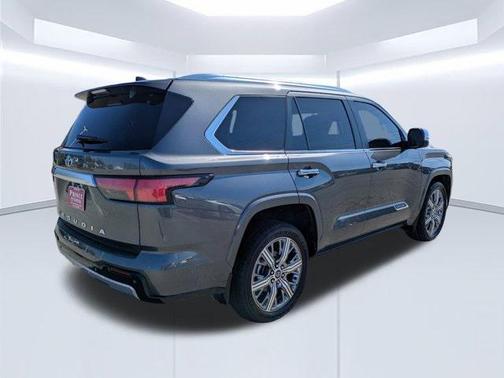 2024 Toyota Sequoia Capstone