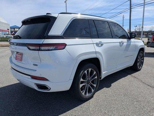 2023 Jeep Grand Cherokee Overland