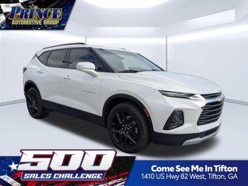 Iridescent Pearl Tricoat 2022 Chevrolet Blazer 3LT