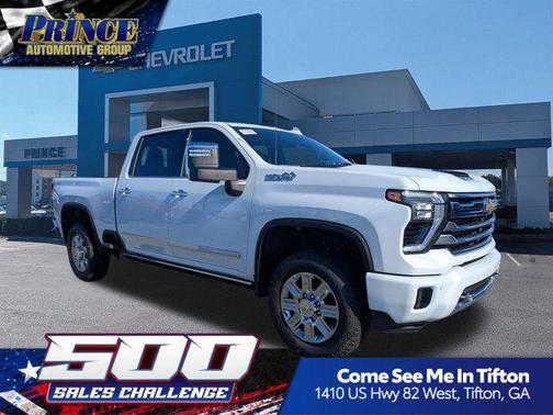 Polar White Tricoat 2026 Chevrolet Silverado 3500 High Country