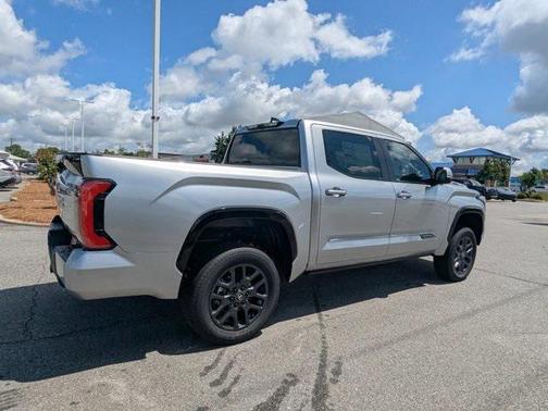 2025 Toyota Tundra Hybrid Platinum