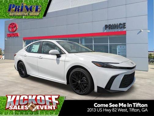 2025 Toyota Camry SE