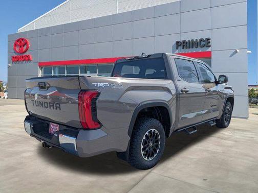 04z2 2026 Toyota Tundra SR5