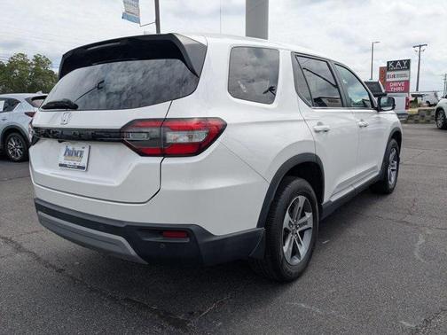 2023 Honda Pilot 2WD EX-L 7 Passenger