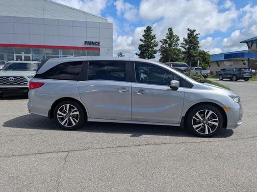 2024 Honda Odyssey Touring