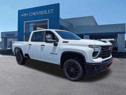 Summit White 2026 Chevrolet Silverado 2500 LT