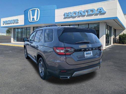 Modern Steel Metallic 2026 Honda Pilot EX-L