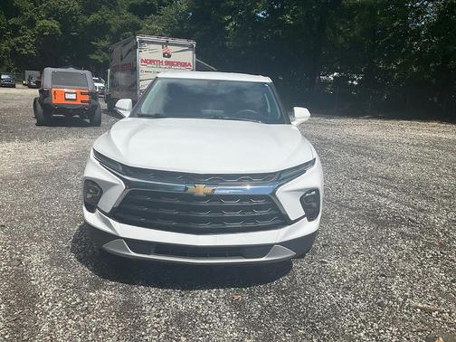 Summit White 2023 Chevrolet Blazer 2LT