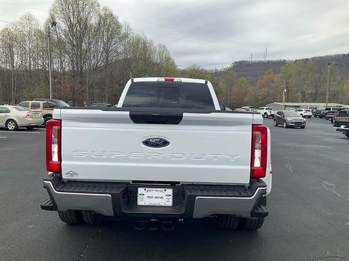 Oxford White 2026 Ford F-350 XL