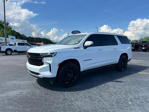 2023 Chevrolet Suburban High Country