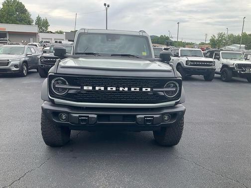 Cactus Green / Gray 2023 Ford Bronco Wildtrak