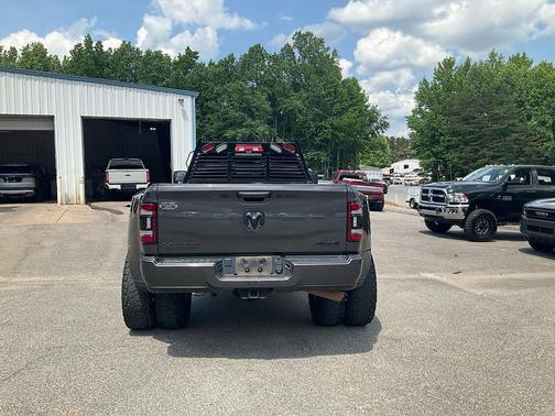 Granite Crystal Clearcoat Metallic 2024 RAM 3500 Laramie