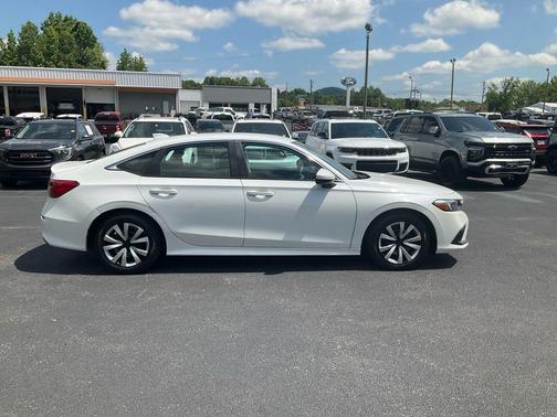 Platinum White Pearl 2022 Honda Civic LX