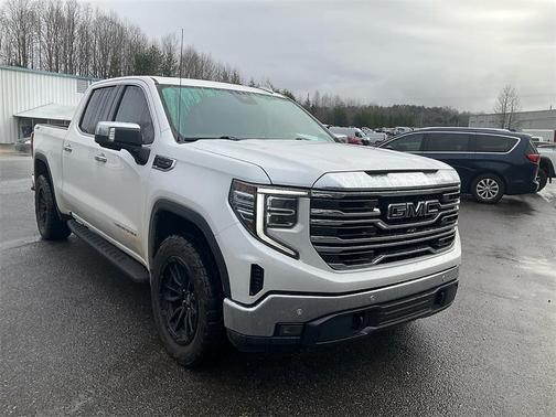 2022 GMC Sierra 1500 SLT
