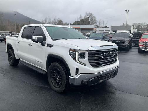 2022 GMC Sierra 1500 SLT