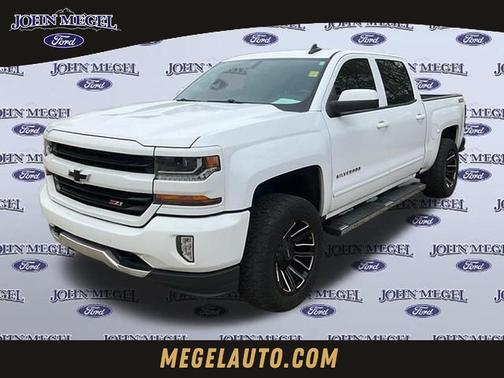 Summit White 2017 Chevrolet Silverado 1500 LT