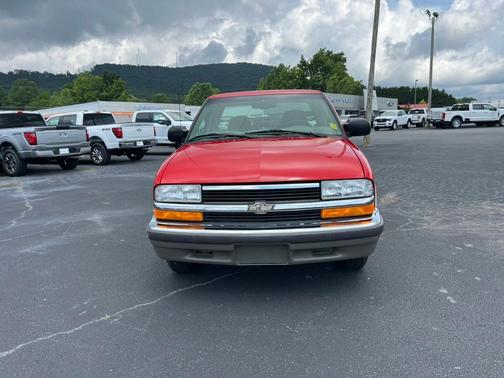 1999 Chevrolet S-10 LS Extended Cab